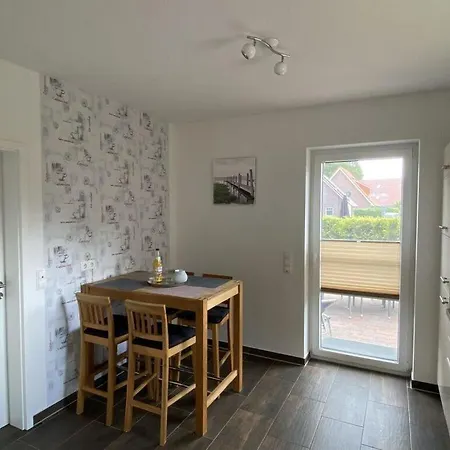 Apartment Ella By The Aurich